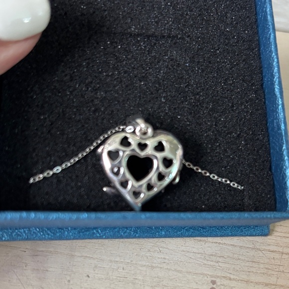Aututer Sterling Silver Skull and Rose Necklace NIB - Picture 4 of 12